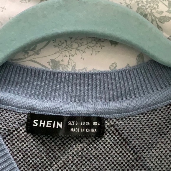 Blue Argyle Sweater Vest - Picture 3 of 3